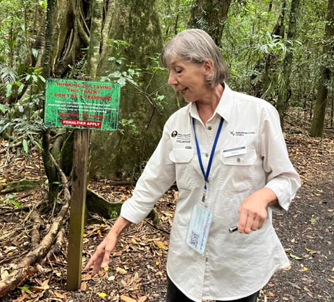 Mary Cairncross Reserve Guide, Regina.